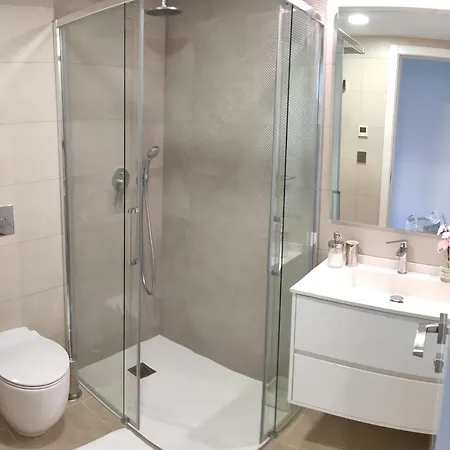 5* Apt, Location, Playa San Juan, Heated Pool Apartment Alicante