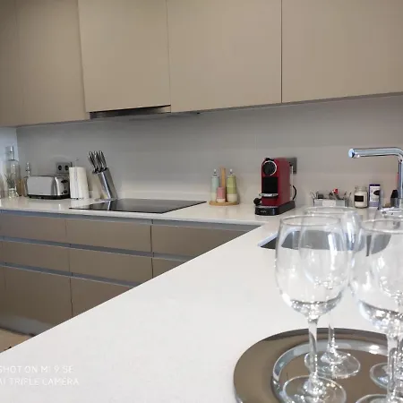 5* Apt, Location, Playa San Juan, Heated Pool Apartment *